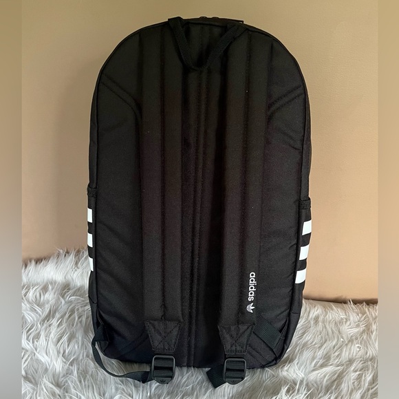 {Adidas Originals} Base Backpack in Black & White - NWT - Picture 5 of 12